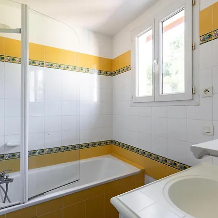 Aux Restanques Du Golfe De St Tropez - Maeva - 3 Pieces 6 Personnes - Selection - Vue Mae-6504 Apartment *
